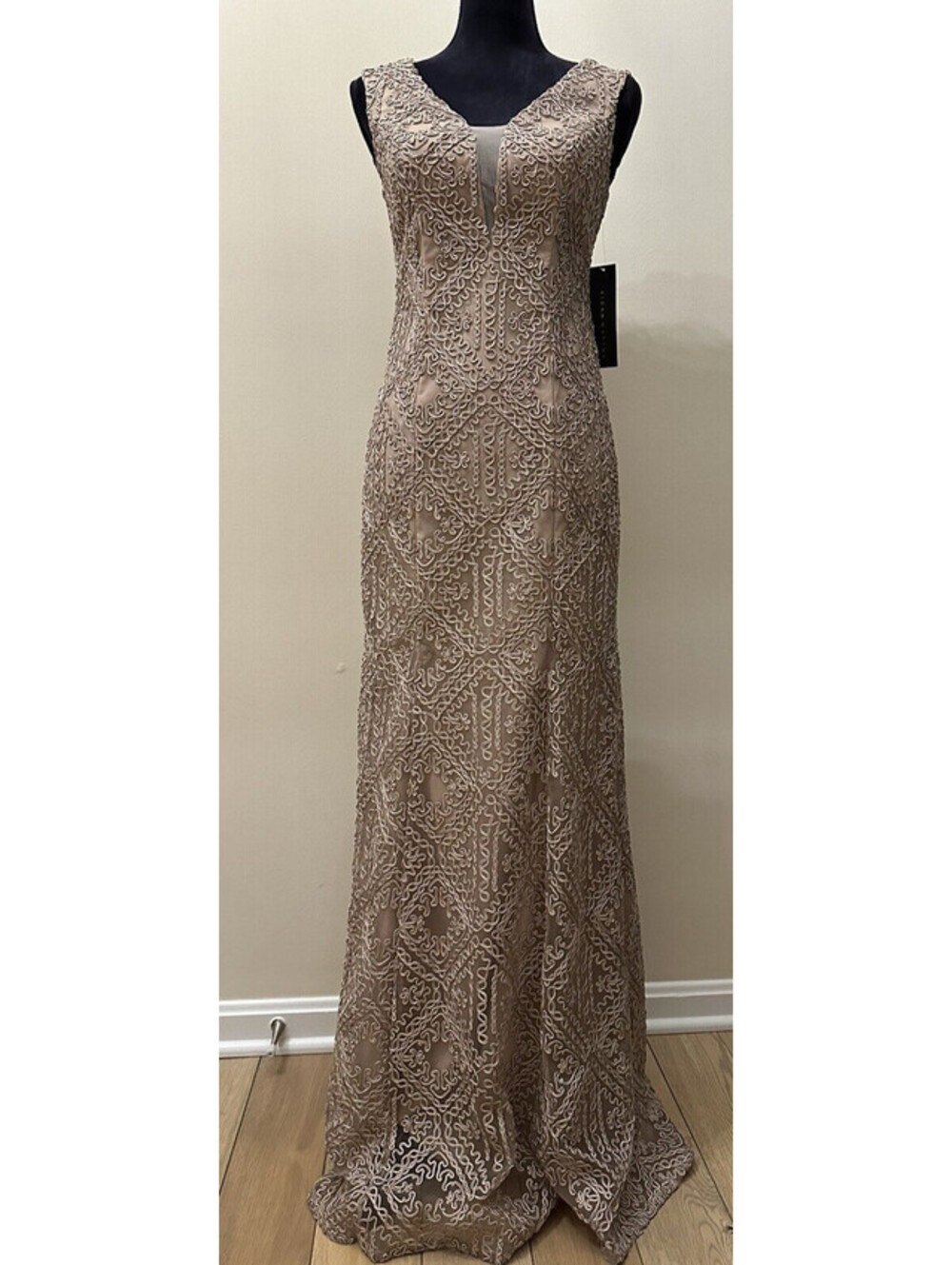 NWT Aidan Mattox Womens Sleeveless Lace Braided Long Evening Gown Size 0 Brown